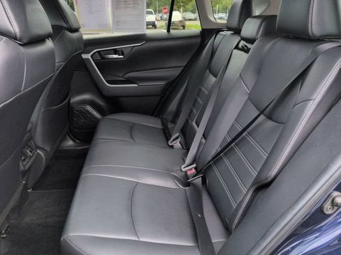 Used 2022 Toyota RAV4 XLE Premium FWD image 14