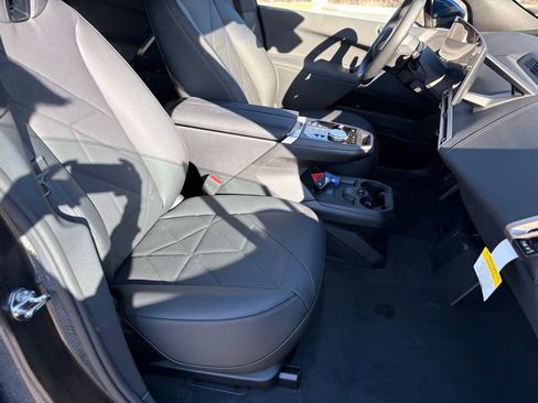 Used 2025 BMW iX xDrive50 w/ Sport Package image 24