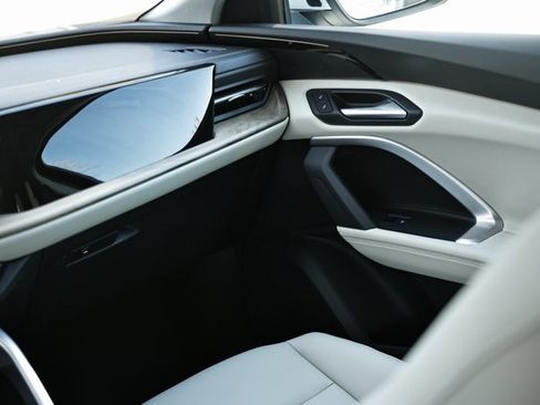 New 2025 Audi Q5 Premium image 29