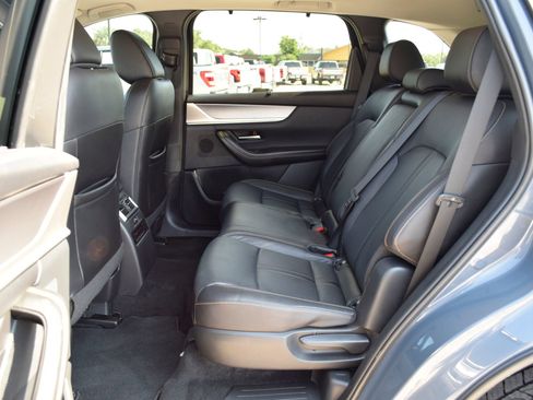 Used 2025 MAZDA CX-70 3.3 Turbo w/ Preferred Package AWD/4WD image 20