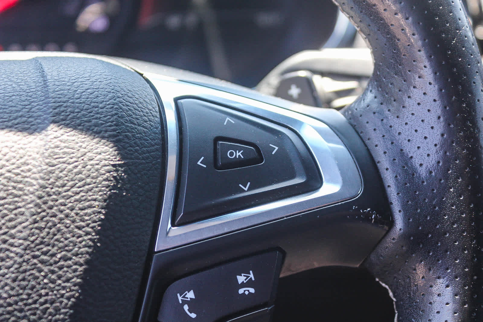 Used 2019 Ford Edge ST w/ Equipment Group 401A AWD/4WD image 30