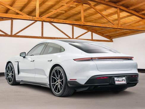 Used 2022 Porsche Taycan Turbo S AWD/4WD image 3
