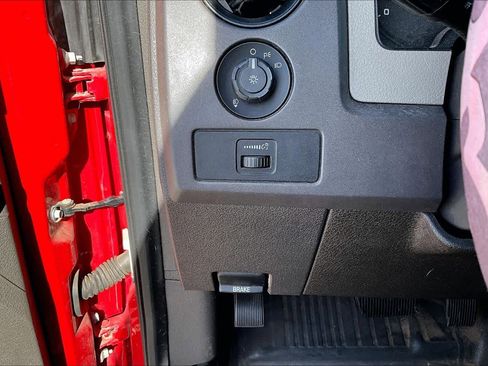 Used 2009 Ford F150 STX image 26