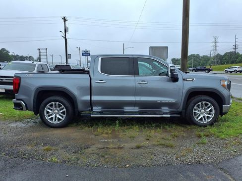 Used 2021 GMC Sierra 1500 SLT w/ SLT Premium Plus Package AWD/4WD image 8