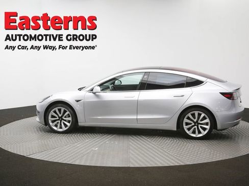 Used 2018 Tesla Model 3 Mid Range RWD image 54