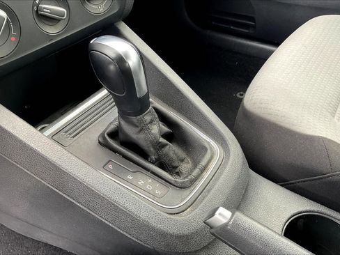 Used 2018 Volkswagen Jetta S image 15