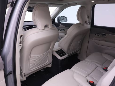 Certified 2025 Volvo XC90 T8 Plus w/ Protection Package Premier AWD/4WD image 14
