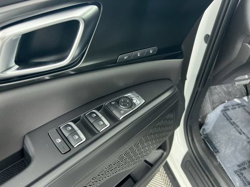 New 2027 Kia Carnival SX w/ Dark Edition Package FWD image 16