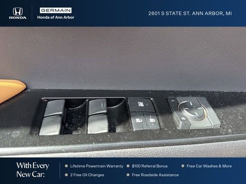 Used 2024 Lexus UX 250h AWD w/ Premium Package image 20