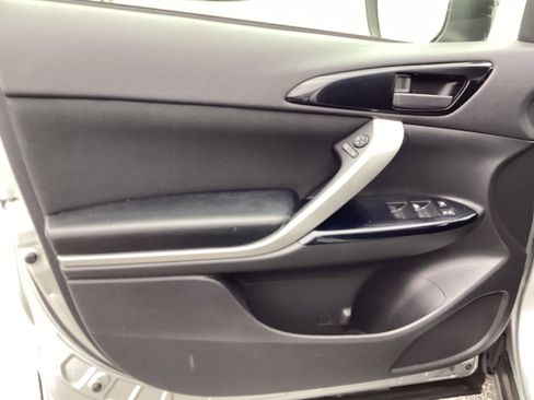 Used 2024 Mitsubishi Eclipse Cross LE image 15
