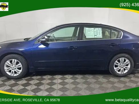 Used 2011 Nissan Altima Hybrid Sedan image 39