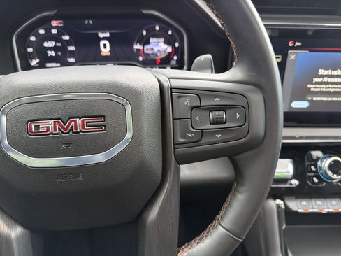 Used 2025 GMC Sierra 1500 AT4 w/ AT4 Premium Package AWD/4WD image 20