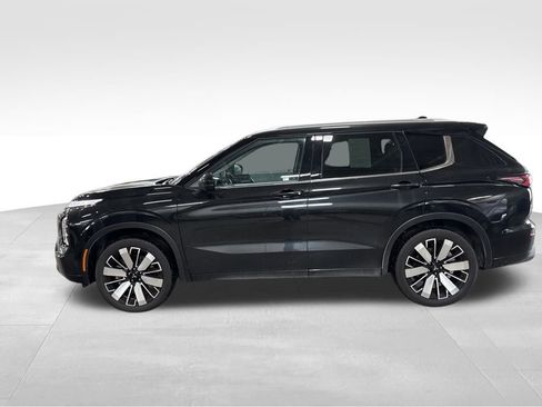 Used 2025 Mitsubishi Outlander SEL image 8