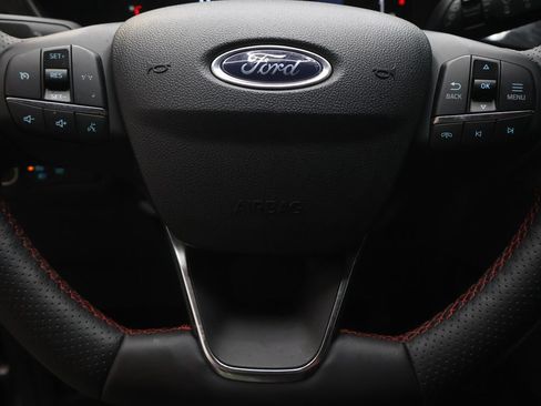 Used 2025 Ford Escape ST-Line w/ Cold Weather Package AWD/4WD image 18