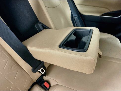 Certified 2022 Toyota RAV4 XLE w/ Convenience Package FWD image 40