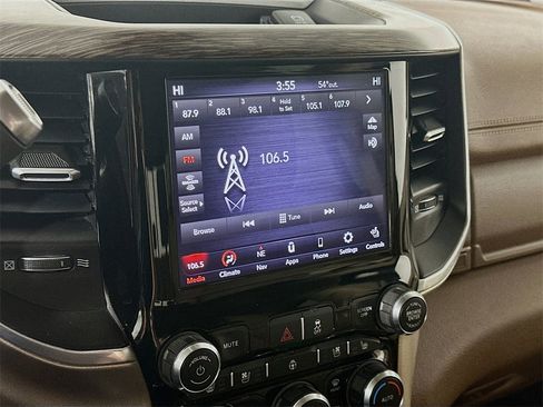 Used 2020 RAM 3500 Laramie image 17