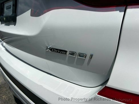 Used 2021 BMW X3 xDrive30i AWD/4WD image 9