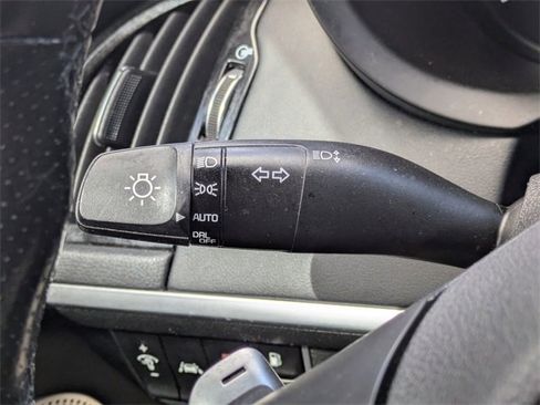 Used 2018 Kia Stinger GT2 image 29