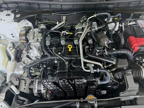 Used 2025 Nissan Altima 2.5 SV FWD image 30