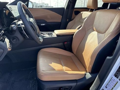 Certified 2024 Lexus RX 350 Premium Plus w/ Convenience Package FWD image 11