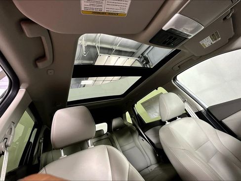 New 2025 Nissan Rogue SL w/ Tech Package image 25