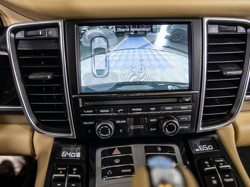 Used 2012 Porsche Panamera 4S image 28