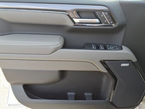 New 2026 Chevrolet Silverado 1500 ZR2 w/ Dark Appearance Package image 13