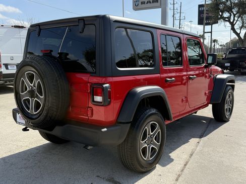 Used 2022 Jeep Wrangler Unlimited Sport S image 5