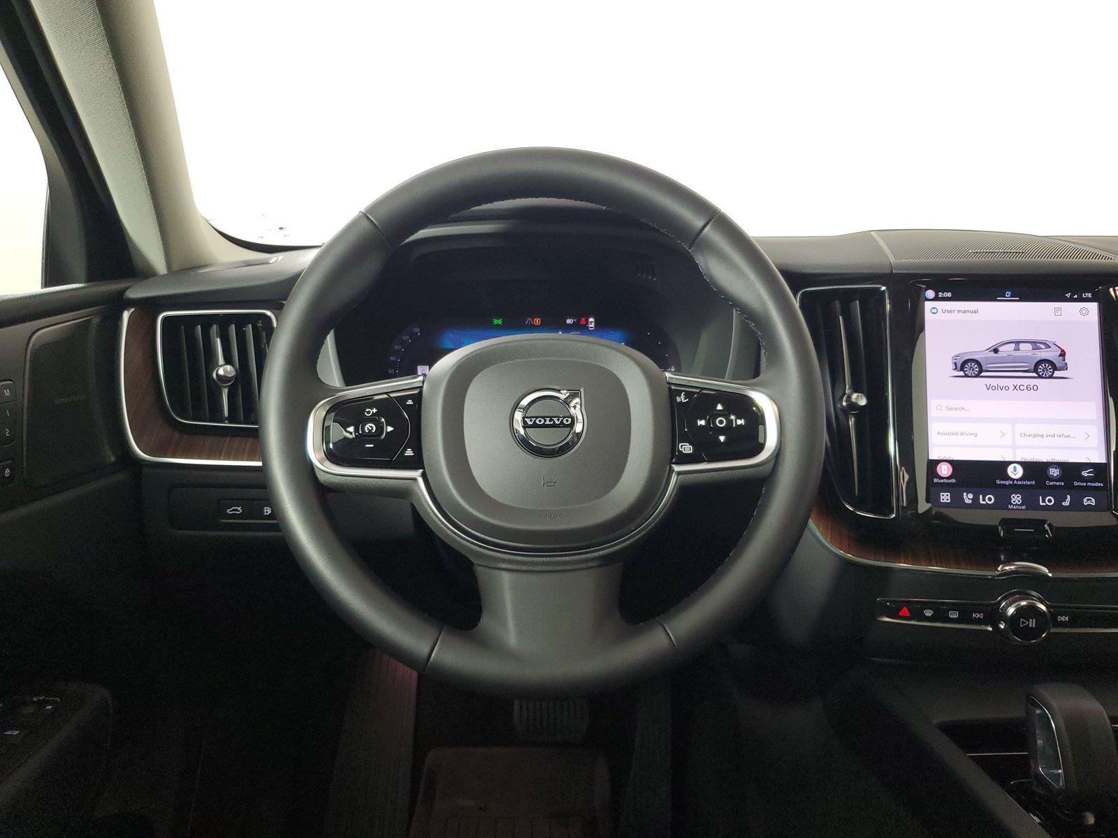Used 2024 Volvo XC60 T8 Plus w/ Protection Package Premier AWD/4WD image 16