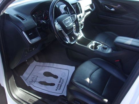 Used 2018 GMC Terrain SLT w/ Preferred Package image 3
