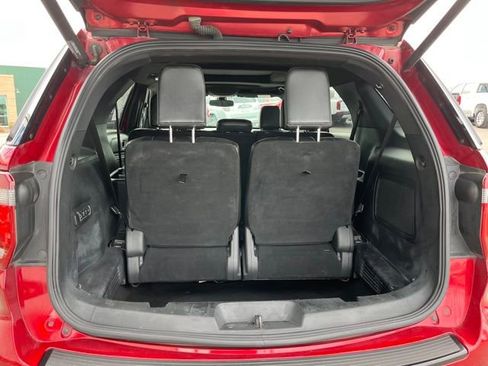 Used 2018 Ford Explorer Sport w/ Equipment Group 401A image 41