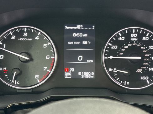 Used 2025 Subaru Outback Premium image 28