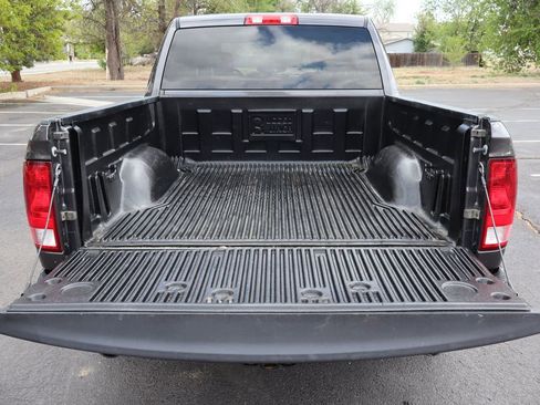 Used 2017 RAM 1500 Express w/ Express Value Package AWD/4WD image 14
