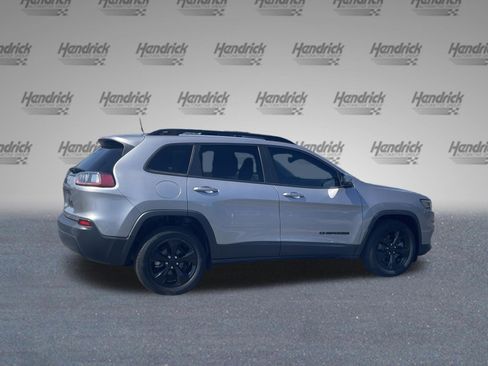 Used 2021 Jeep Cherokee Latitude Plus FWD image 10
