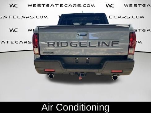 Used 2025 Honda Ridgeline Sport image 5
