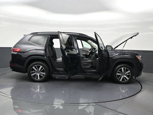 Used 2021 Volkswagen Atlas SE FWD image 34