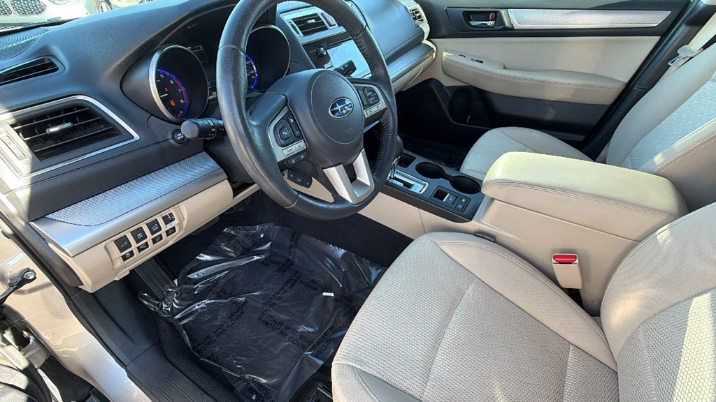 Used 2017 Subaru Outback 2.5i Premium AWD/4WD image 10