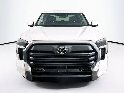 Used 2024 Toyota Tundra Limited w/ Power Package AWD/4WD image 2