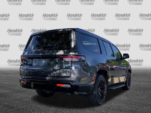 Used 2024 Jeep Wagoneer Series II w/ Convenience Group I RWD image 10