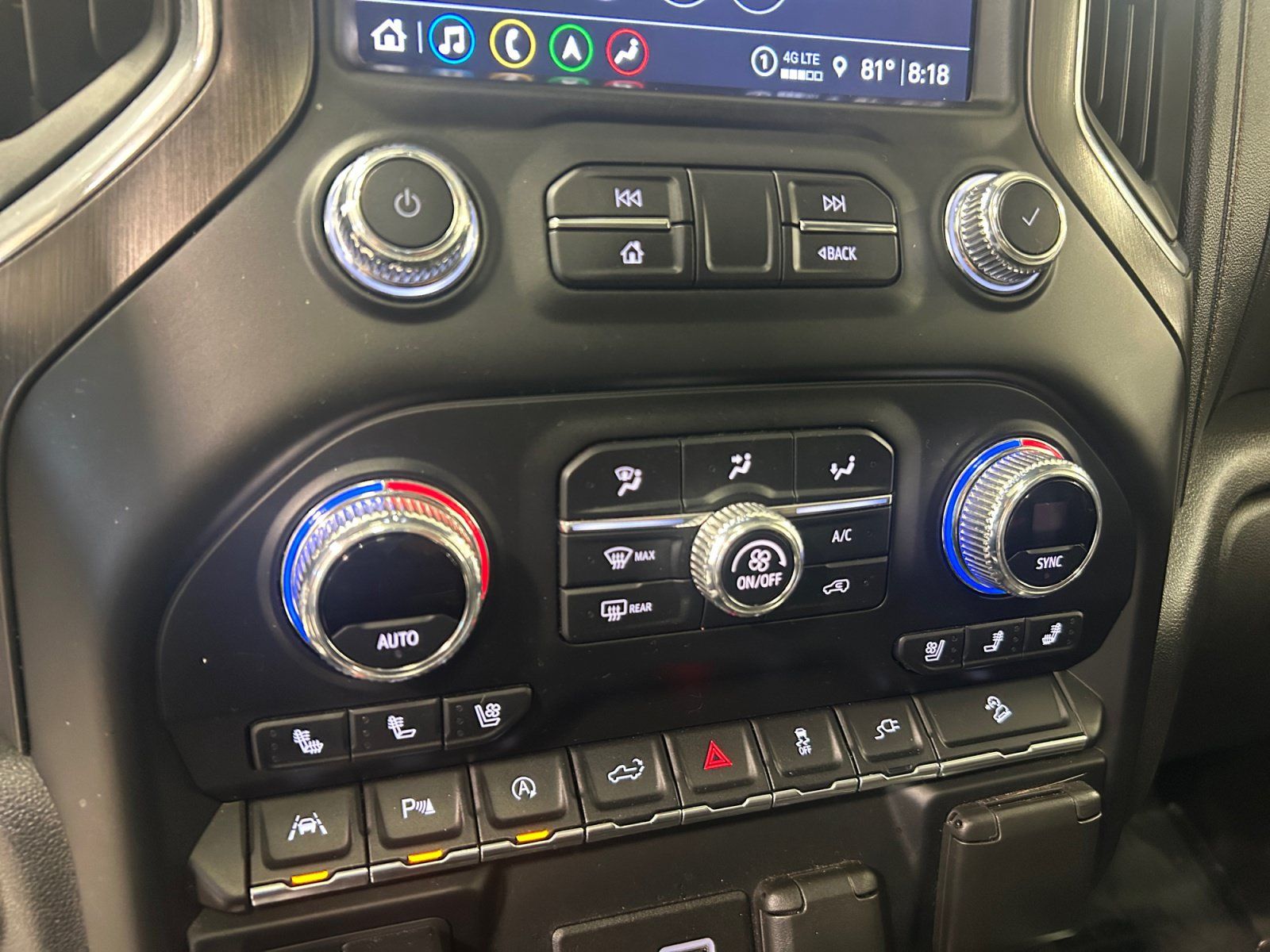 Used 2021 GMC Sierra 1500 AT4 w/ AT4 Value Package AWD/4WD image 16