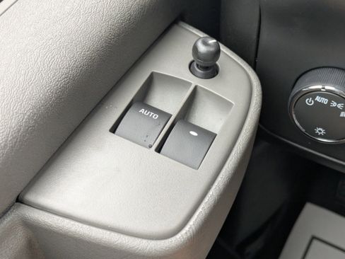 New 2025 Chevrolet Express 3500 LS RWD image 31