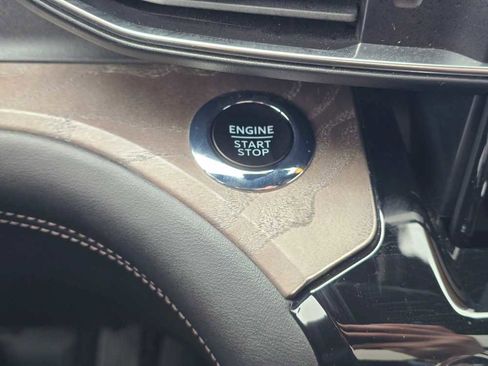 Used 2023 Ford Explorer Platinum w/ Technology Package image 26