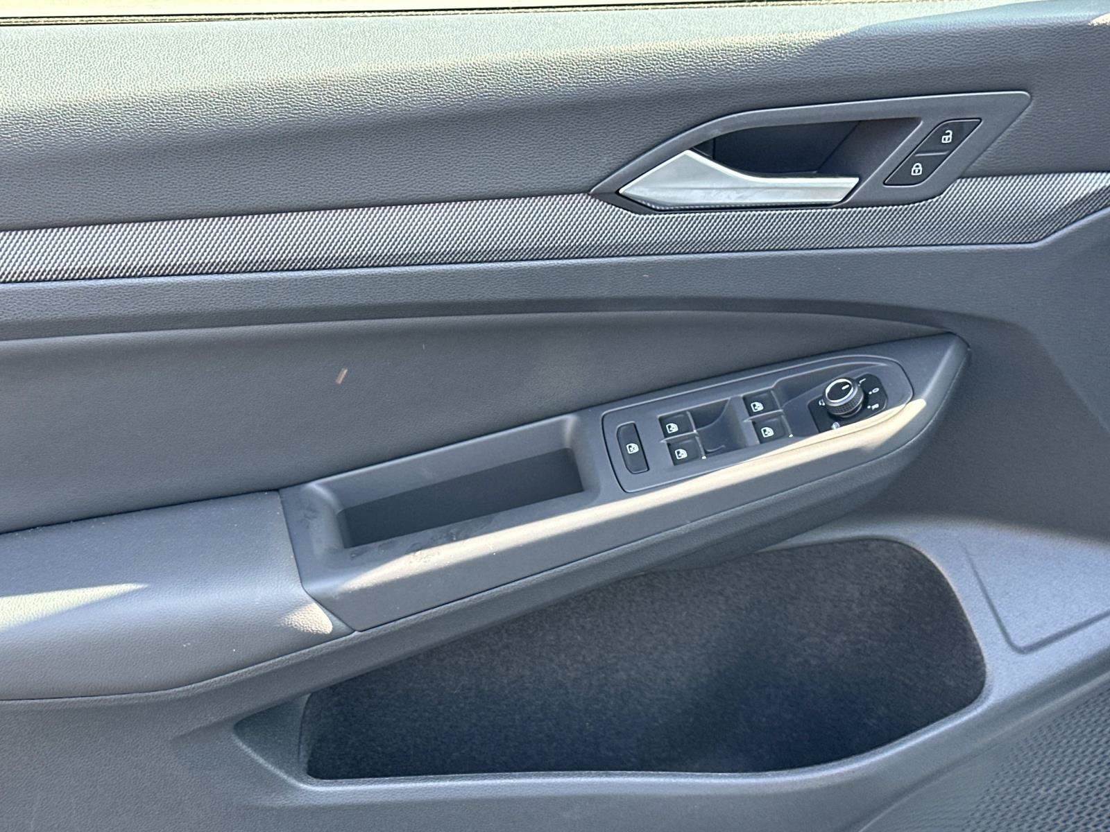New 2026 Volkswagen GTI SE FWD image 20