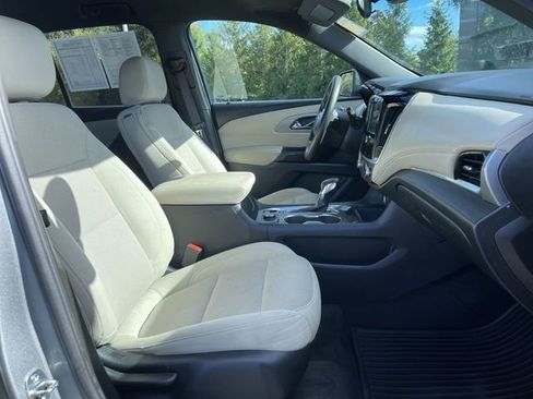 Used 2023 Chevrolet Traverse LS w/ Safety Package image 27