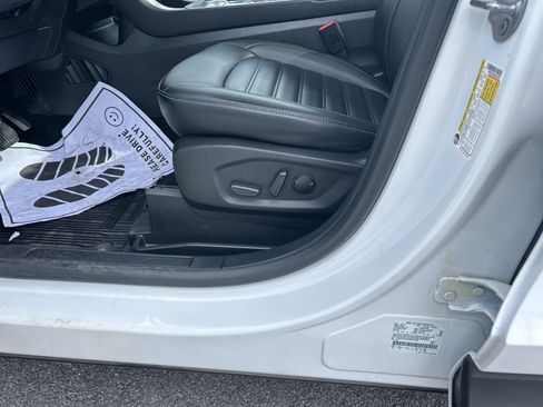 Used 2023 Ford Edge SEL w/ Convenience Package image 15