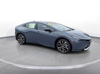 New 2026 Toyota Prius Plug-In Hybrid FWD video 2