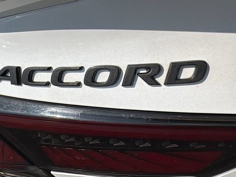 Used 2019 Honda Accord Sport image 27