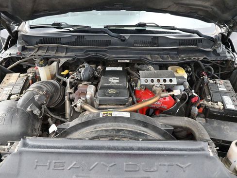 Used 2018 RAM 2500 Laramie AWD/4WD image 34