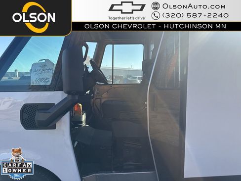 Used 2024 Chevrolet Brightdrop 400 w/ Commercial Equipment Package image 12