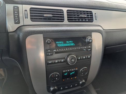 Used 2013 Chevrolet Silverado 2500 LTZ w/ LTZ Plus Package AWD/4WD image 25